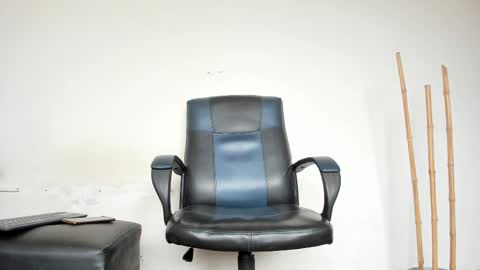 LatinShaman online show from April 2026 01:27:02 PM