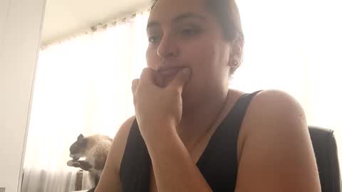 Snapshot of latinwishes chatting on March 2025 07:29:02 PM Julieta online show from March 2025 07:29:02 PM