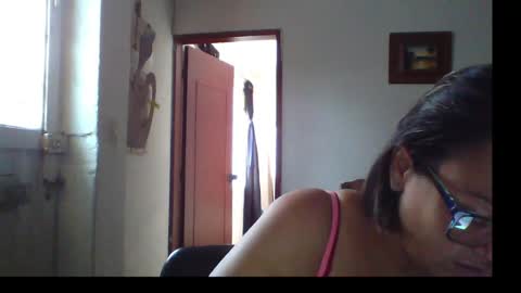 Snapshot of lau16310 chatting on June 2026 02:44:02 PM Laura online show from June 2026 02:44:02 PM