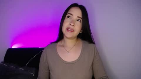 Snapshot of lau_24 chatting on December 2025 01:12:02 AM lau_24 online show from December 2025 01:12:02 AM