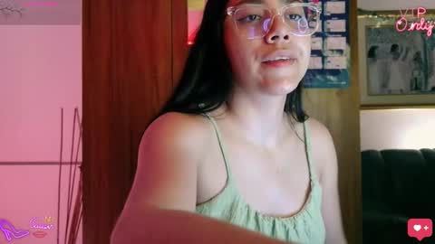 laujgray online show from March 2026 11:53:02 PM