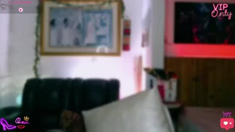 laujgray online show from June 2026 01:59:02 AM