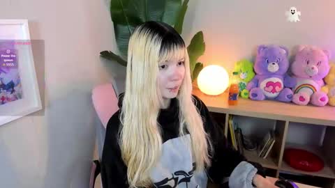 Snapshot of laukyubey1 chatting on November 2025 07:57:01 PM laukyubey1 online show from November 2025 07:57:01 PM