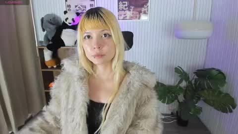 laukyubey1 online show from March 2026 08:03:01 PM