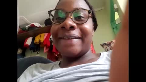 laura829489 online show from December 2025 09:49:01 AM