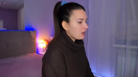 Laura online show from February 2026 06:37:01 AM