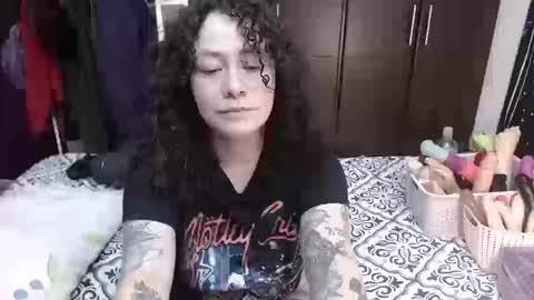  Wen  online show from September 2025 04:43:02 PM