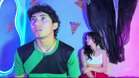 laura_and_kevin online show from October 2025 03:34:01 PM