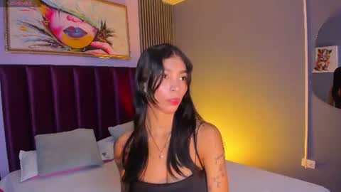 Snapshot of laura_aristizabal_19 chatting on June 2026 12:06:01 PM Laura online show from June 2026 12:06:01 PM