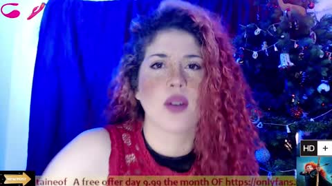 Snapshot of laura_fountain_ chatting on December 2024 04:21:02 PM weedcam Curly Laura OF    online show from December 2024 04:21:02 PM