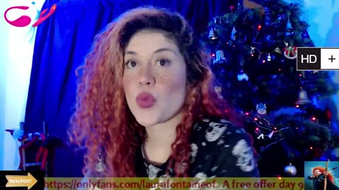 Snapshot of laura_fountain_ chatting on January 2025 09:36:02 PM weedcam Curly Laura OF    online show from January 2025 09:36:02 PM
