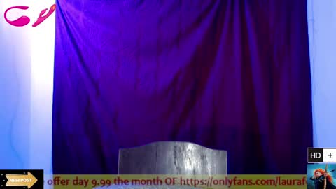 Snapshot of laura_fountain_ chatting on January 2025 05:01:01 PM weedcam Curly Laura OF    online show from January 2025 05:01:01 PM
