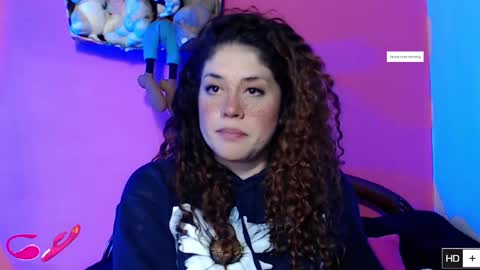 Snapshot of laura_fountain_ chatting on September 2025 12:21:01 AM weedcam Curly Laura OF    online show from September 2025 12:21:01 AM