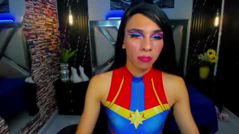 Laura Goldenn online show from March 2026 09:31:02 PM