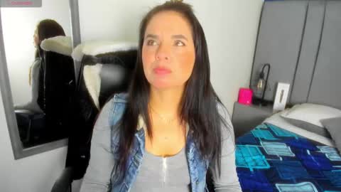 laura hotties online show from February 2026 12:48:02 PM