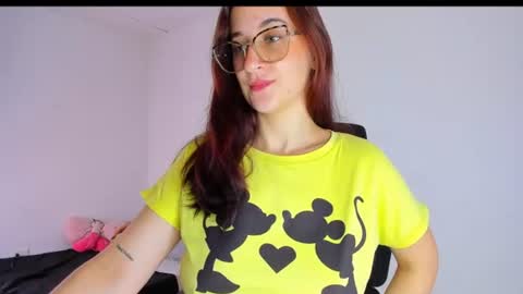 Snapshot of laura_ivy chatting on June 2026 01:12:02 PM LauraIvy online show from June 2026 01:12:02 PM