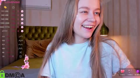 Snapshot of laura_pudd chatting on January 2025 04:50:01 PM Laura online show from January 2025 04:50:01 PM