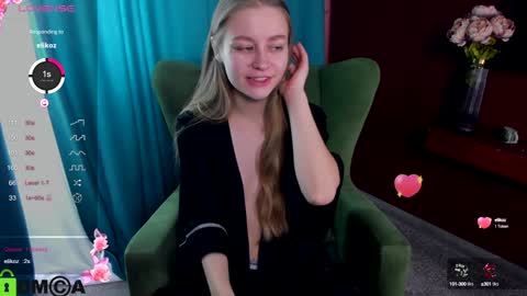 Snapshot of laura_pudd chatting on January 2025 11:11:01 AM Laura online show from January 2025 11:11:01 AM