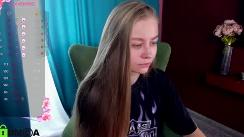 Snapshot of laura_pudd chatting on January 2025 09:41:01 AM Laura online show from January 2025 09:41:01 AM