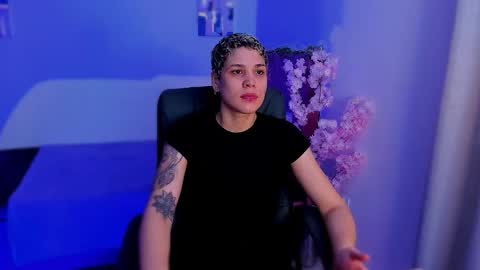 Laura Rose online show from November 2025 07:49:02 PM