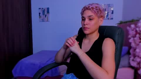 Laura Rose online show from December 2025 05:13:01 AM