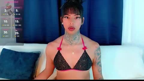 Laura online show from September 2025 12:48:01 PM