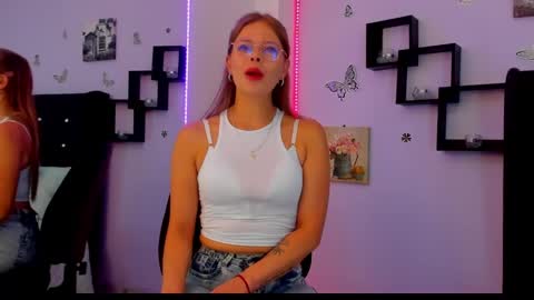 Laura Blue online show from December 2024 08:21:02 PM