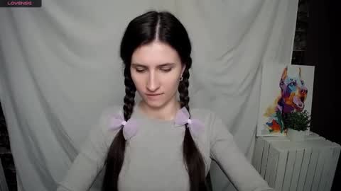 Laura online show from March 2025 08:23:02 AM