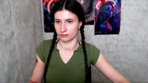 Laura online show from April 2026 06:56:02 AM