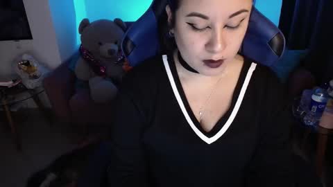 Snapshot of laurahawkes chatting on November 2025 01:25:02 AM laura online show from November 2025 01:25:02 AM