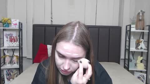 LauraHlot online show from November 2025 07:37:02 PM