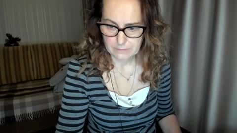 Lauraoven1 online show from January 2026 07:45:02 AM