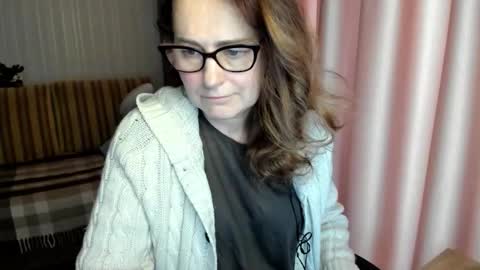 Lauraoven1 online show from February 2026 11:27:01 AM