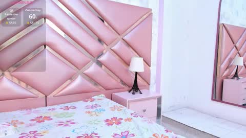 lauraroot online show from February 2026 11:46:02 AM