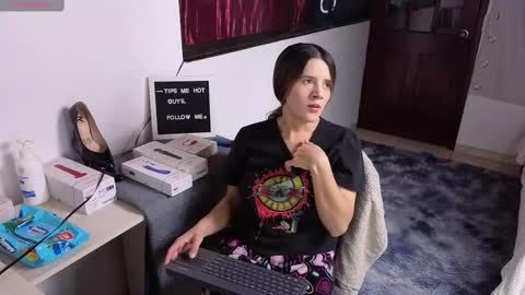 Snapshot of laurasex_21 chatting on March 2025 11:46:01 PM Laura online show from March 2025 11:46:01 PM