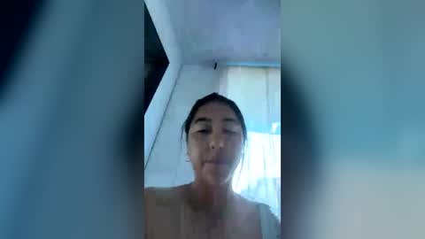 laurasierra online show from June 2026 10:23:01 PM