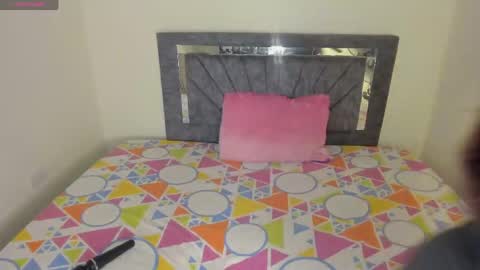 laurasofia01 online show from April 2026 12:41:01 AM