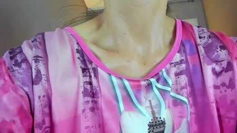 Laura Sofia online show from February 2026 03:59:01 PM