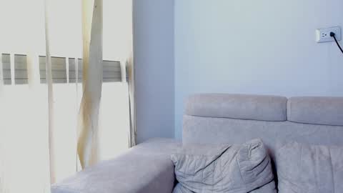 Snapshot of laureent__ chatting on December 2024 03:04:01 PM Laureent online show from December 2024 03:04:01 PM