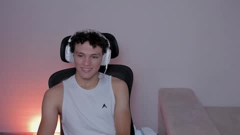 Snapshot of laureent__ chatting on September 2025 06:18:02 PM Laureent online show from September 2025 06:18:02 PM