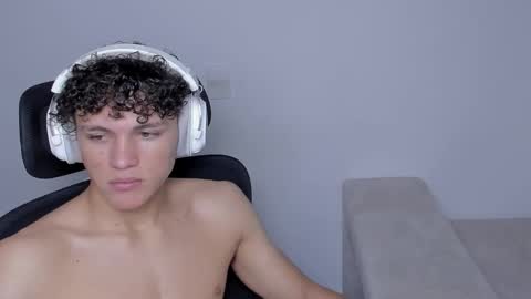 Snapshot of laureent__ chatting on September 2025 06:31:01 PM Laureent online show from September 2025 06:31:01 PM