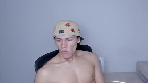 Snapshot of laureent__ chatting on December 2025 06:12:01 PM Laureent online show from December 2025 06:12:01 PM