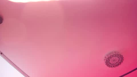 Lauren online show from March 2026 06:24:02 PM