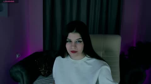 Lauren online show from October 2025 11:32:02 AM