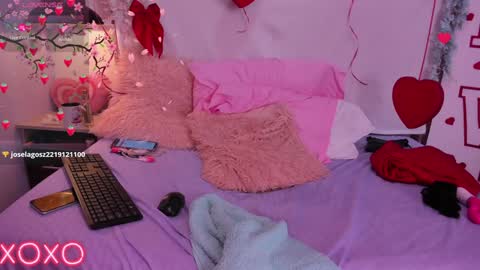 Lauren evans9 online show from February 2025 09:35:02 AM