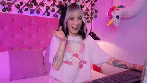 Lauren evans9 online show from March 2026 03:54:01 AM