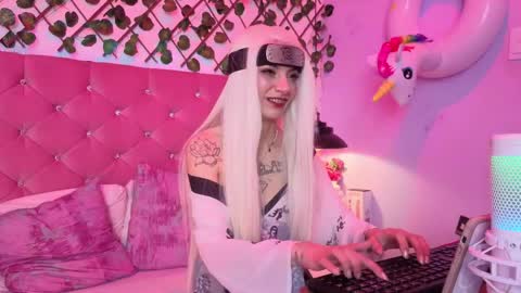 Lauren evans9 online show from April 2026 04:06:02 AM