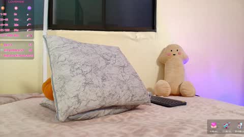 Snapshot of lauren_gil_ chatting on December 2024 12:26:02 AM    1      online show from December 2024 12:26:02 AM