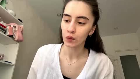 laurenadupuy online show from June 2026 01:09:02 PM