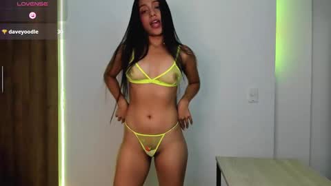 Snapshot of laurenandryansky chatting on November 2025 01:30:02 AM Lauren Ryan online show from November 2025 01:30:02 AM